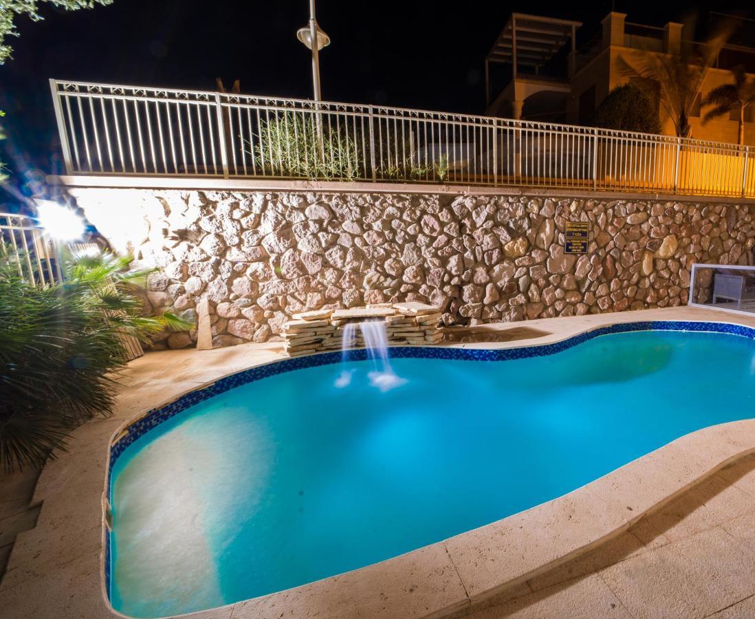 埃拉特Yalarent Oasis Garden With Private Pool公寓 外观 照片